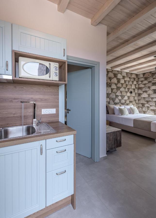 Thea Sunset Suites Mytakas Екстер'єр фото