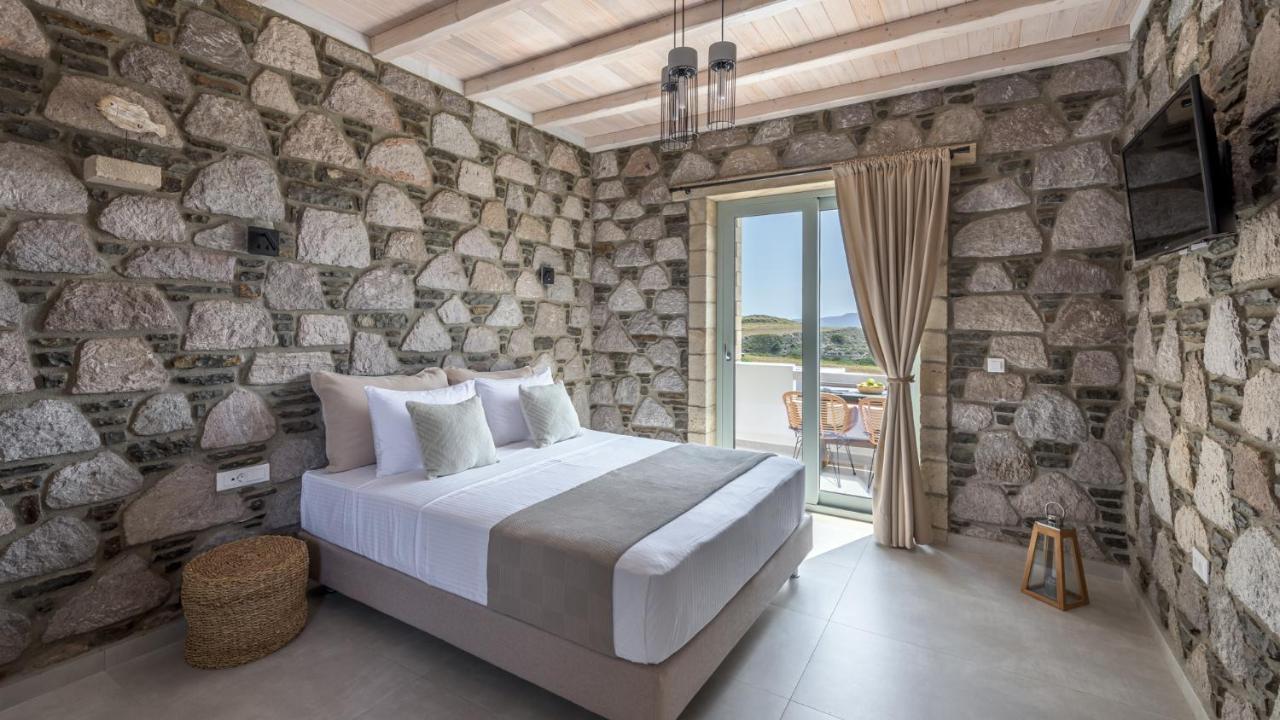 Thea Sunset Suites Mytakas Екстер'єр фото