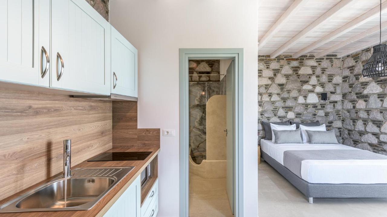 Thea Sunset Suites Mytakas Екстер'єр фото
