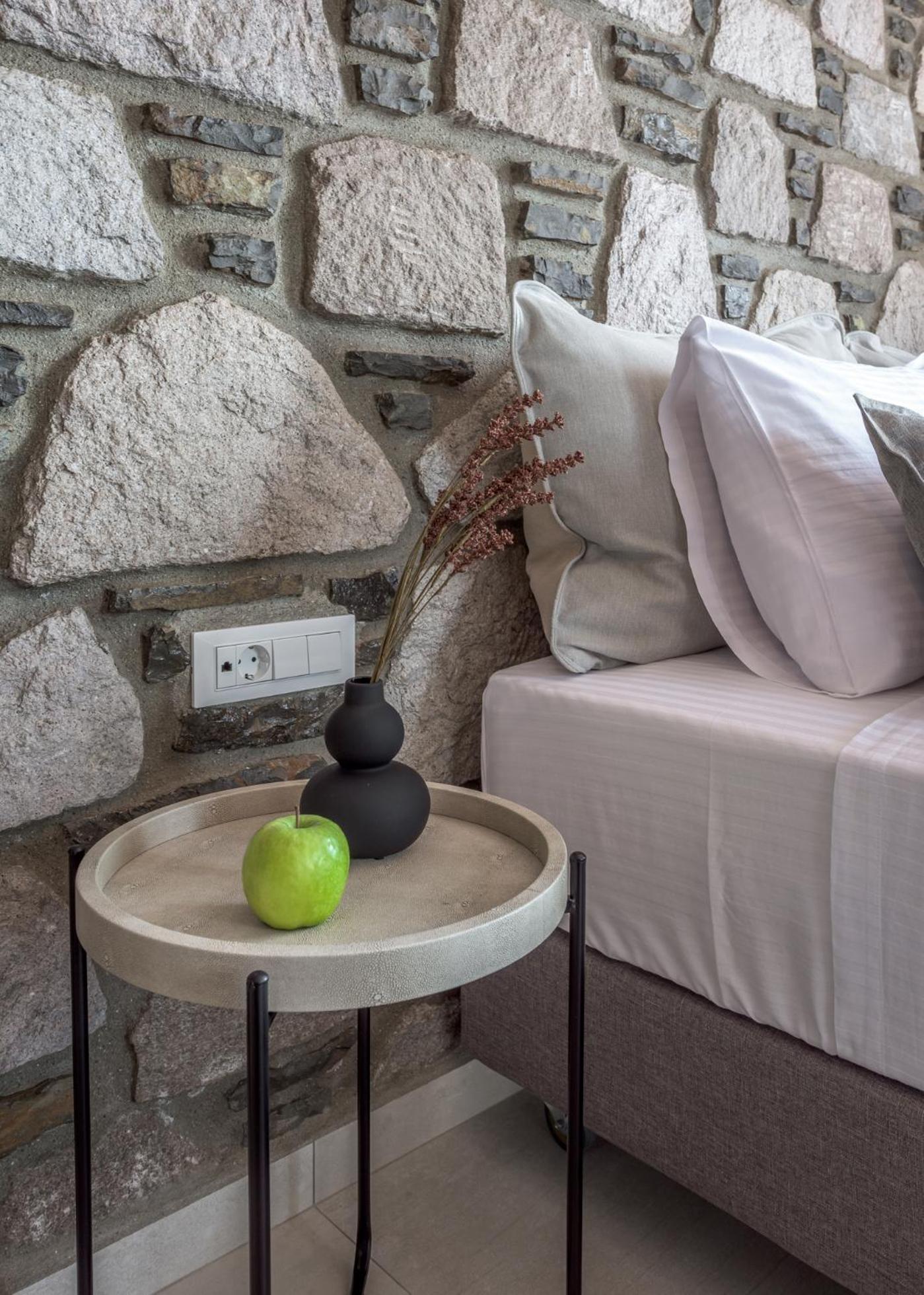 Thea Sunset Suites Mytakas Екстер'єр фото